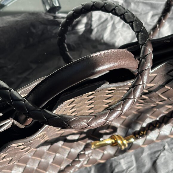 Bottega Veneta Andiamo Bag in Medium size (Brown) - Picture 7 of 12